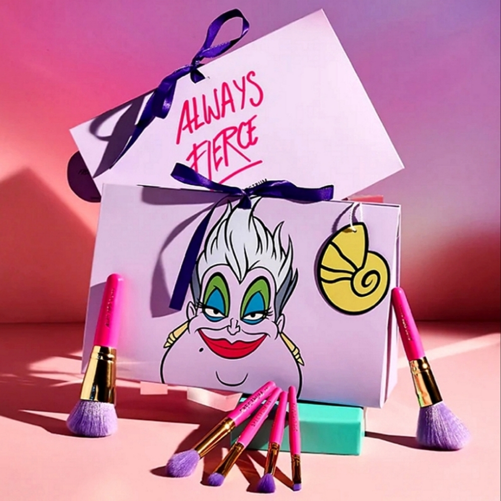 "Ursula" 6 Piece Brush Set